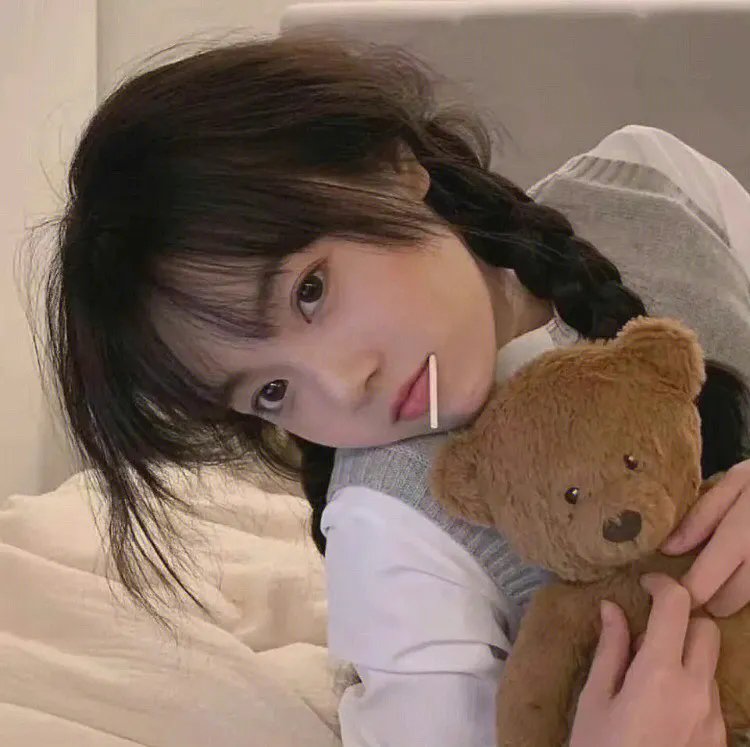 闪婚后，我成了首富的掌上明珠